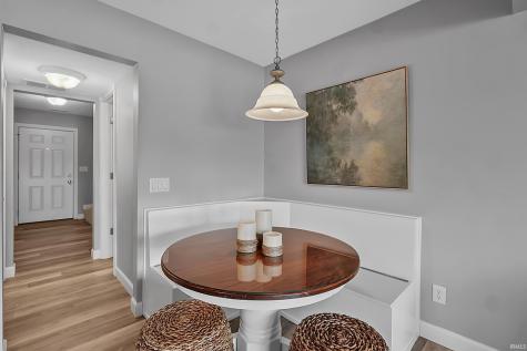 1725 Colonial Drive Rochester IN 46975