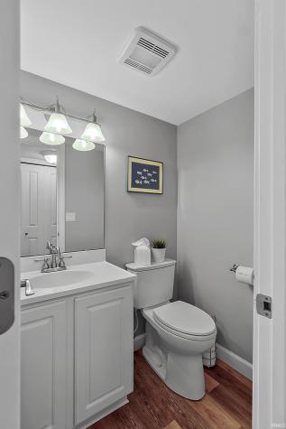 1725 Colonial Drive Rochester IN 46975
