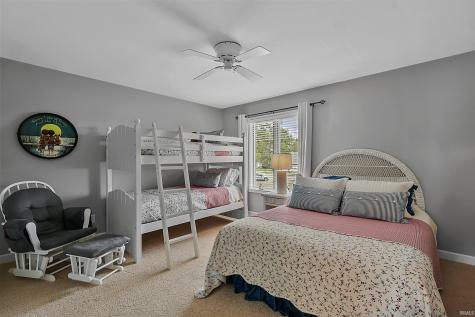 1725 Colonial Drive Rochester IN 46975