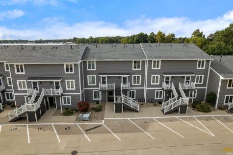 1725 Colonial Drive Rochester IN 46975
