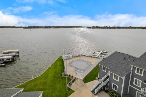 1725 Colonial Drive Rochester IN 46975