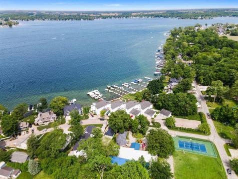 10660 N Southshore Drive Syracuse IN 46567