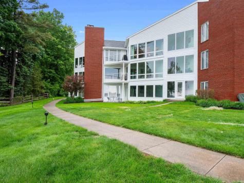 10660 N Southshore Drive Syracuse IN 46567