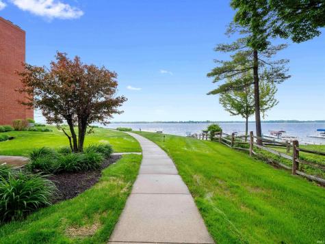 10660 N Southshore Drive Syracuse IN 46567