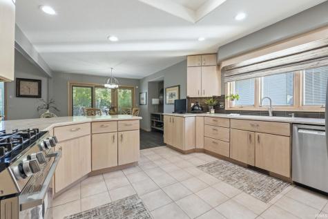 6303 Talbot Court Fort Wayne IN 46815