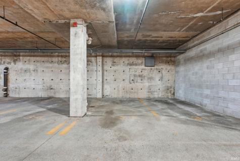 112 W Washington Boulevard Fort Wayne IN 46802