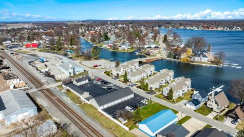 300 E Medusa Street Syracuse IN 46567