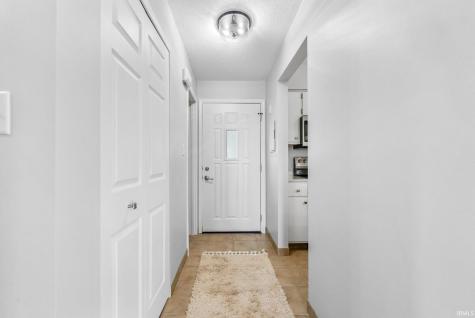 300 E Medusa Street Syracuse IN 46567