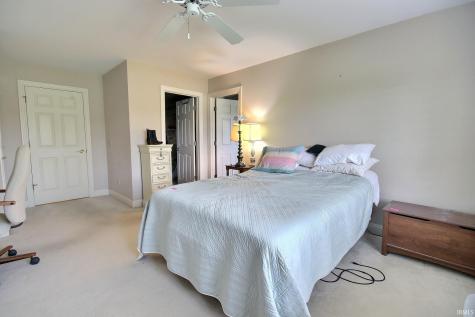 2933 Cunningham Drive Fort Wayne IN 46804