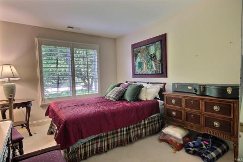 2933 Cunningham Drive Fort Wayne IN 46804