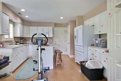 2933 Cunningham Drive Fort Wayne IN 46804