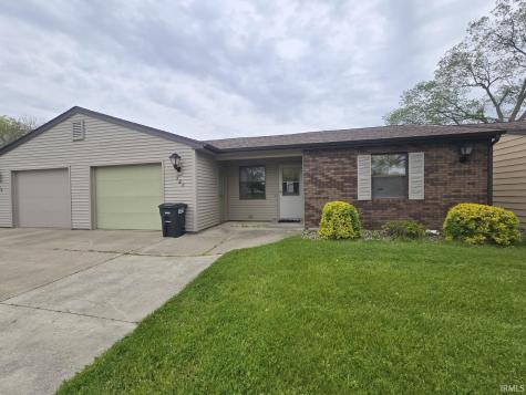 727 Riley Road Kendallville IN 46755