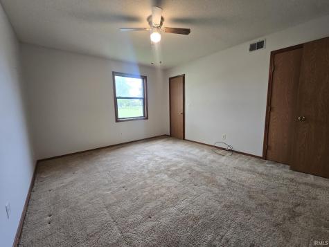 727 Riley Road Kendallville IN 46755