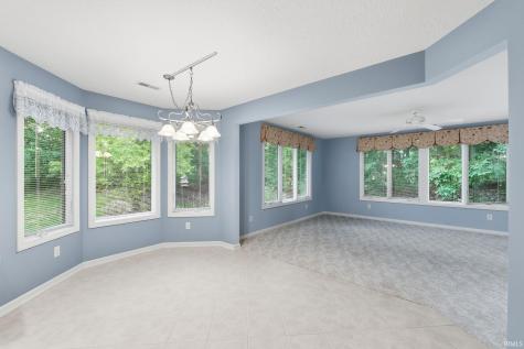 9415 Craig's Cove Fort Wayne IN 46804
