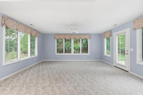 9415 Craig's Cove Fort Wayne IN 46804