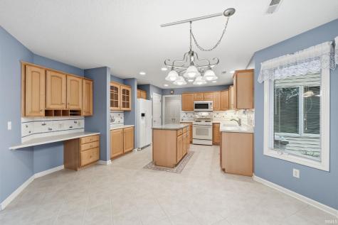 9415 Craig's Cove Fort Wayne IN 46804
