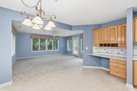 9415 Craig's Cove Fort Wayne IN 46804