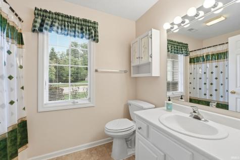 9415 Craig's Cove Fort Wayne IN 46804
