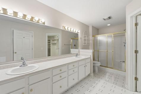 9415 Craig's Cove Fort Wayne IN 46804