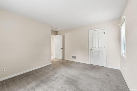 9415 Craig's Cove Fort Wayne IN 46804