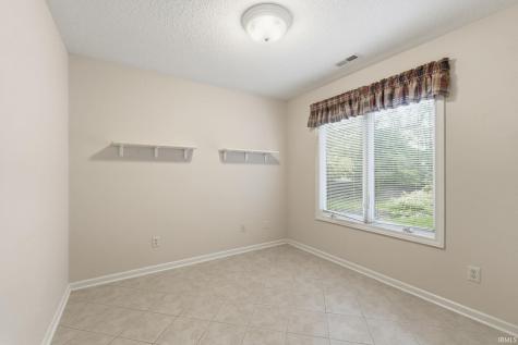 9415 Craig's Cove Fort Wayne IN 46804