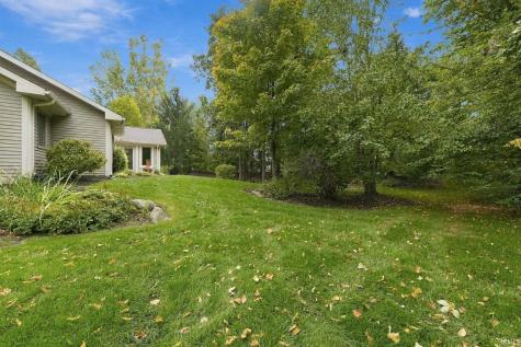 9415 Craig's Cove Fort Wayne IN 46804