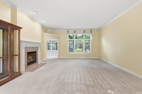 9415 Craig's Cove Fort Wayne IN 46804