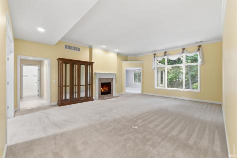 9415 Craig's Cove Fort Wayne IN 46804