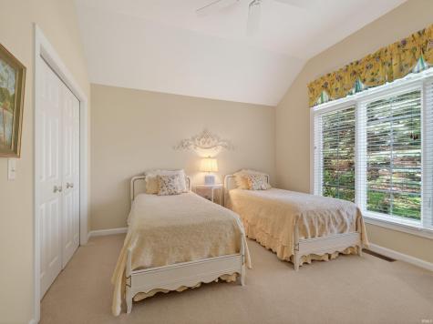 7124 Brackenwood Court Fort Wayne IN 46835