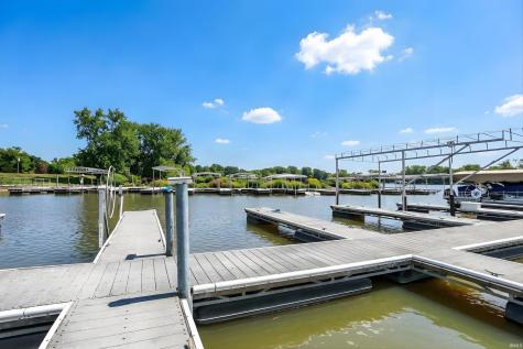 20971 Shoreline Court Noblesville IN 46062