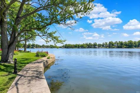 20971 Shoreline Court Noblesville IN 46062