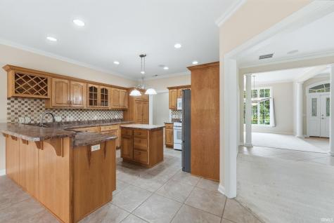 9421 Wawasee Cove Fort Wayne IN 46804