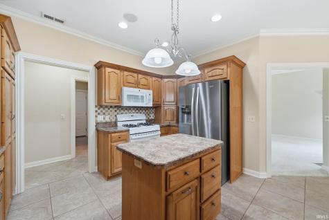 9421 Wawasee Cove Fort Wayne IN 46804