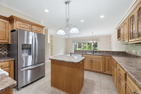 9421 Wawasee Cove Fort Wayne IN 46804