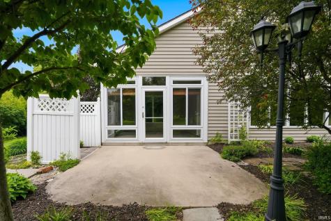 9421 Wawasee Cove Fort Wayne IN 46804