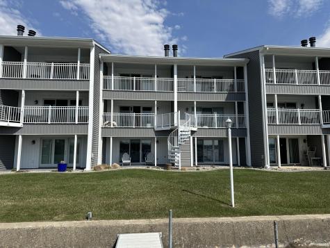 1725 Colonial Drive Rochester IN 46975