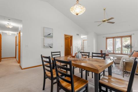 1960 Creekbank Lane South Bend IN 46635
