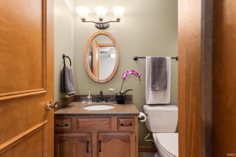 1960 Creekbank Lane South Bend IN 46635