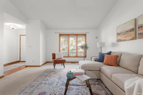 1960 Creekbank Lane South Bend IN 46635
