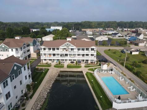 1300 S Harkless Drive Syracuse IN 46567