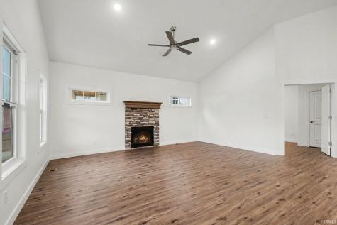 3391 Blarney Drive South Bend IN 46628