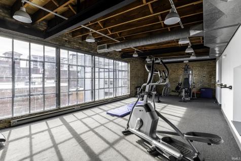 113 W Wayne Street Fort Wayne IN 46802