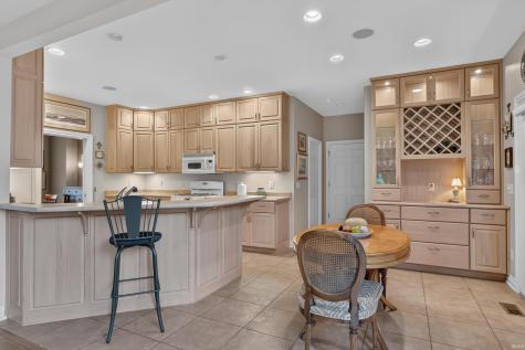 9926 Woodland Ridge West Fort Wayne IN 46804