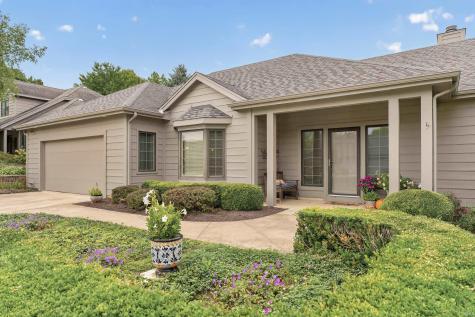 9926 Woodland Ridge West Fort Wayne IN 46804