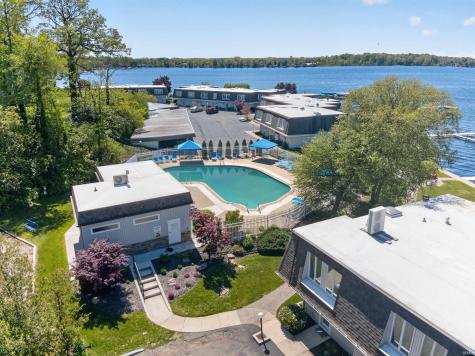 10095 N Turkey Creek Road Syracuse IN 46567