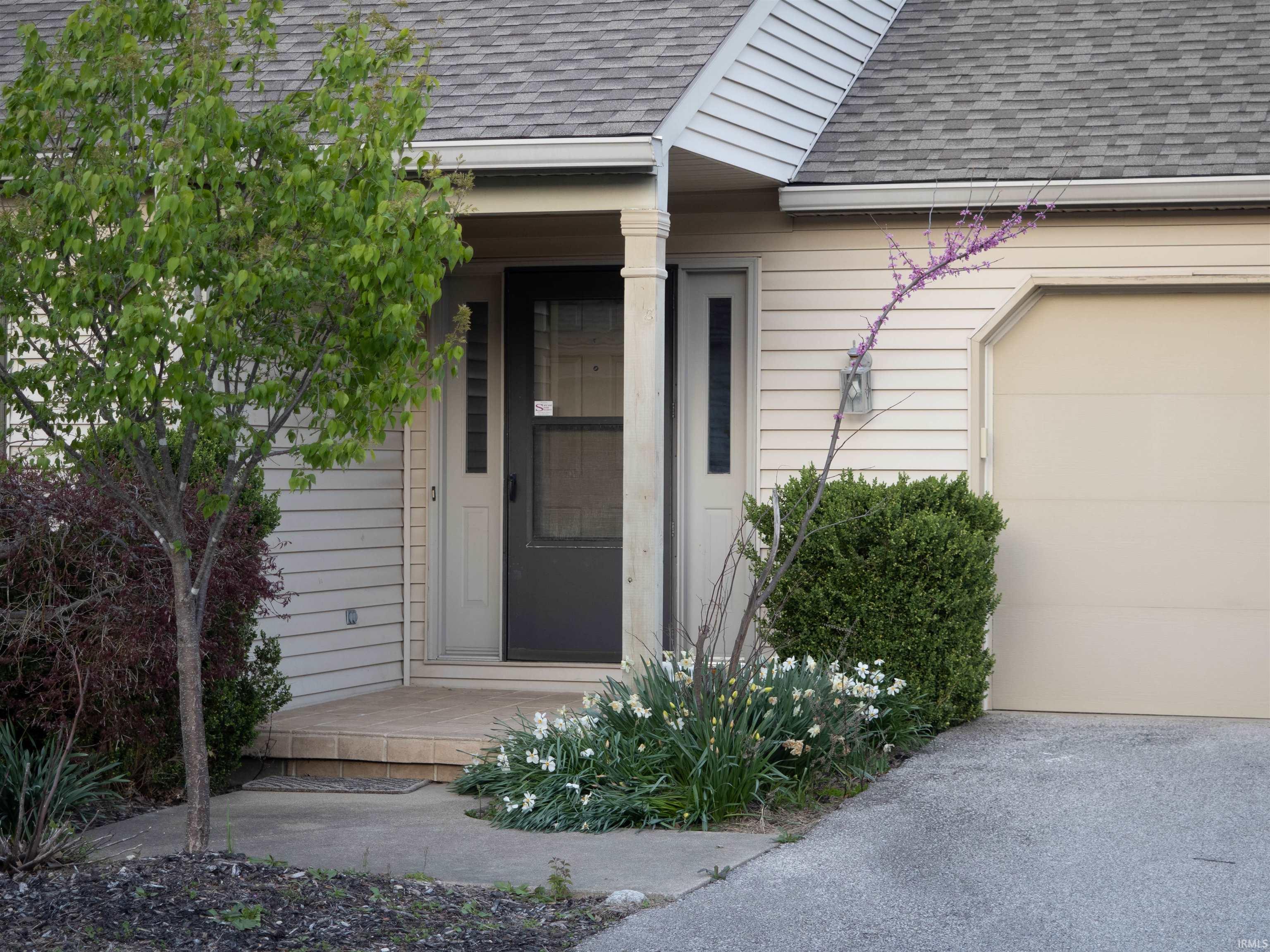 2202 E Cape Cod Drive Bloomington IN 47401