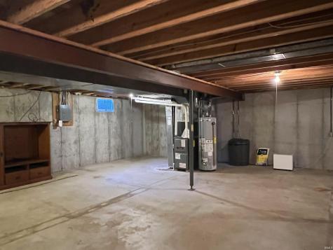1503 -5 Kentfield Way Goshen IN 46526