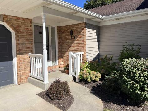 1503 -5 Kentfield Way Goshen IN 46526