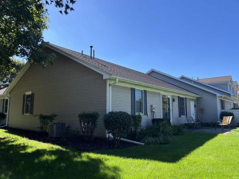 1503 -5 Kentfield Way Goshen IN 46526