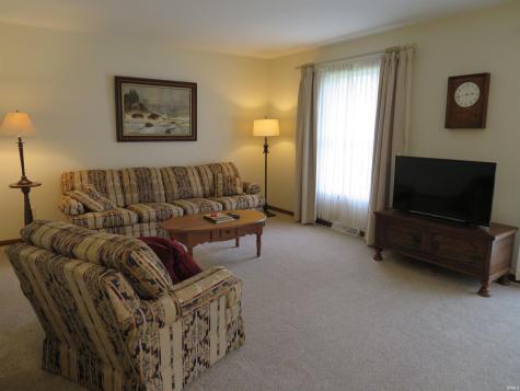 1503 -5 Kentfield Way Goshen IN 46526